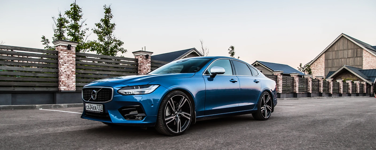 Volvo S90