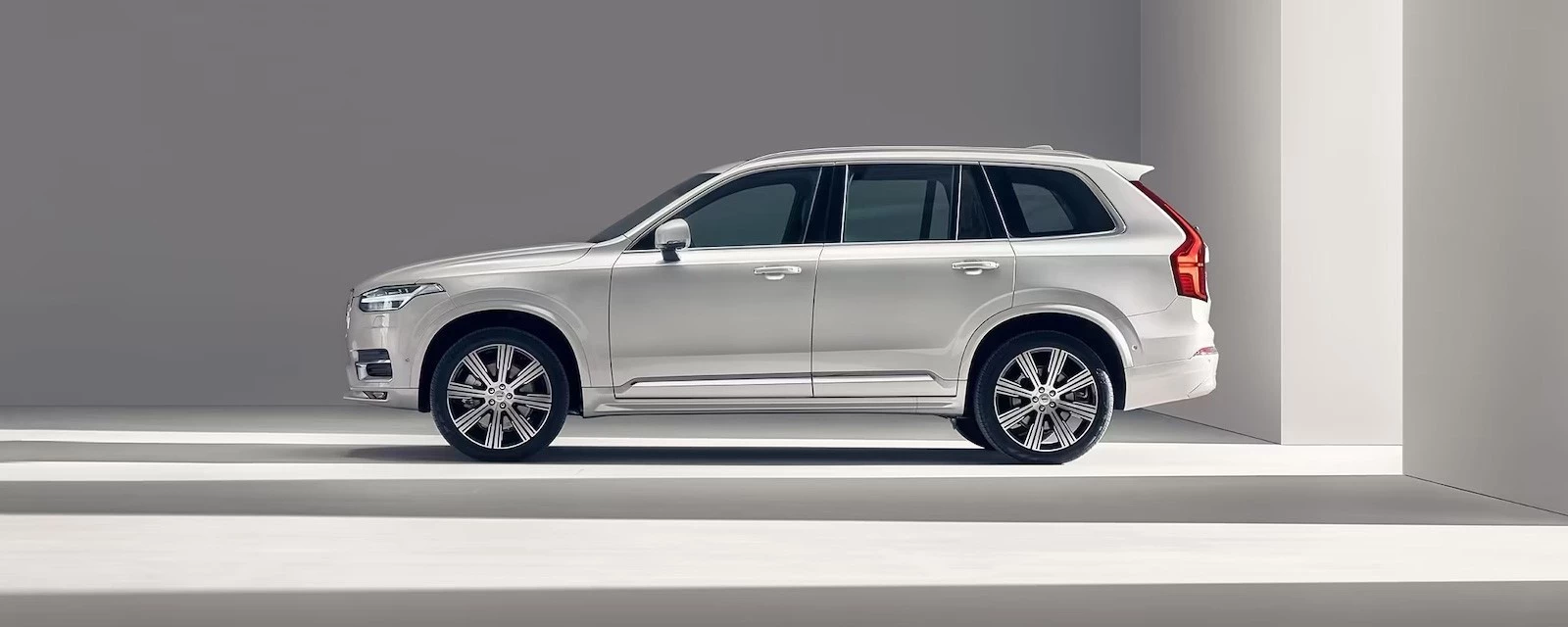 Volvo XC90 Kiralama